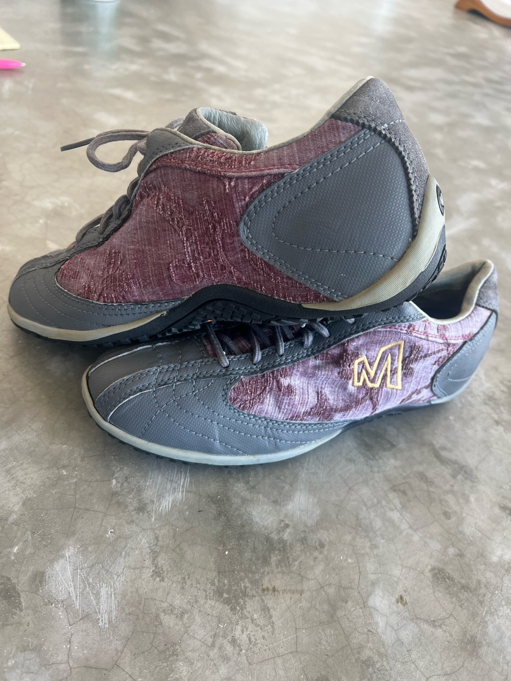 Merrell Women’s Sprint Spin Launcher Athletic Shoes Sz 9 Black & Rose lace